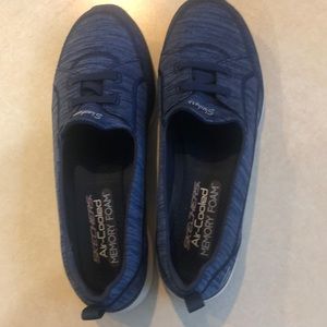 Sketchers Air-Cooled Sneakers